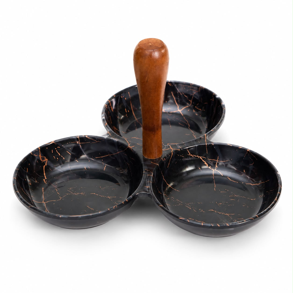 Melamine triple serving test with woorden handle